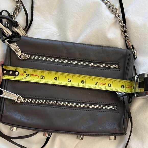 Rebecca MINKOFF MOTO ZIP CROSSBODY CHAIN BAG - Picture 11 of 12